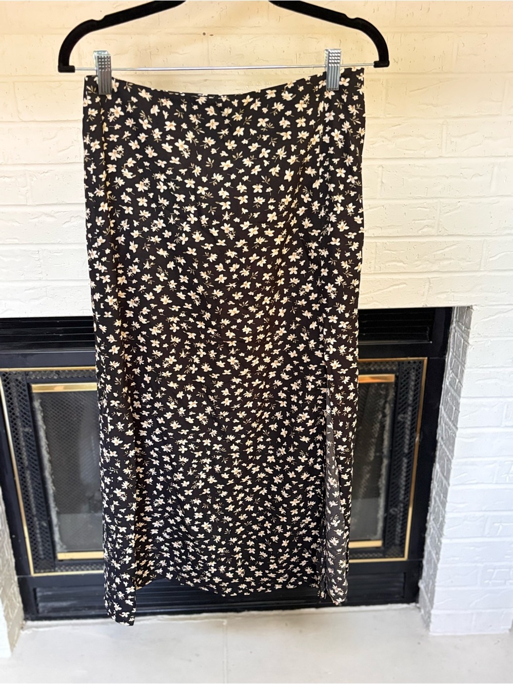 Black Floral Maxi Skirt with White Daisy Print